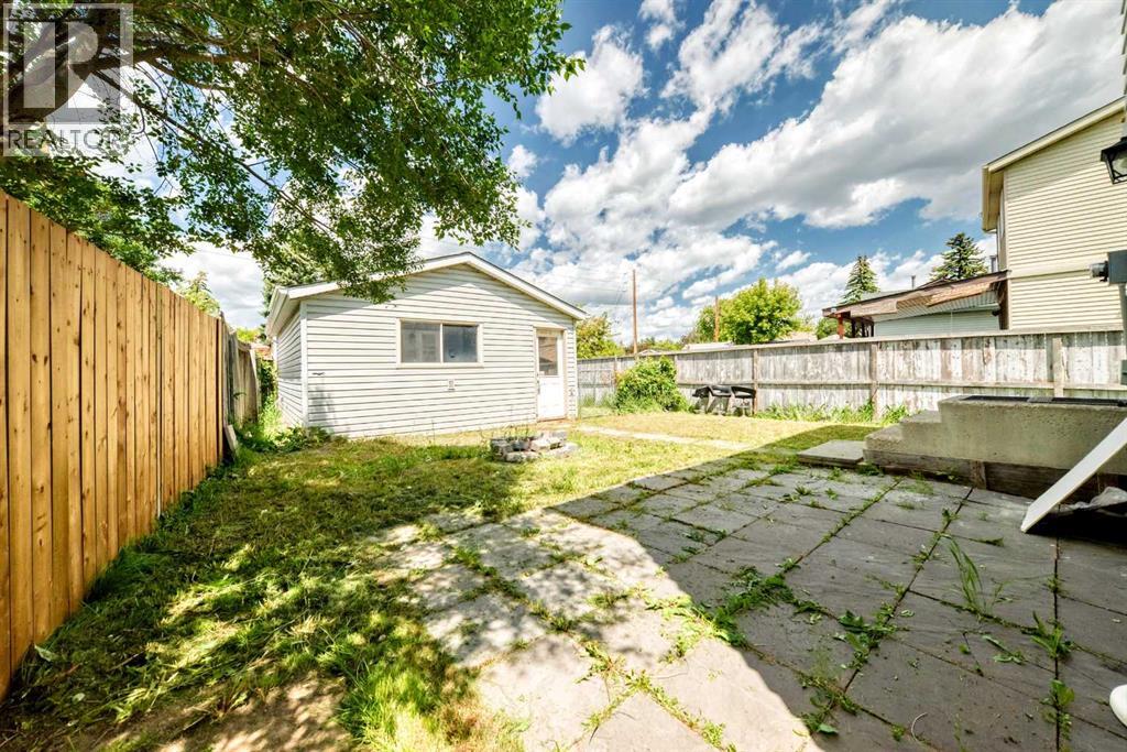 171 Erin Woods Drive Se, Calgary, Alberta  T2B 2V7 - Photo 34 - A2322817