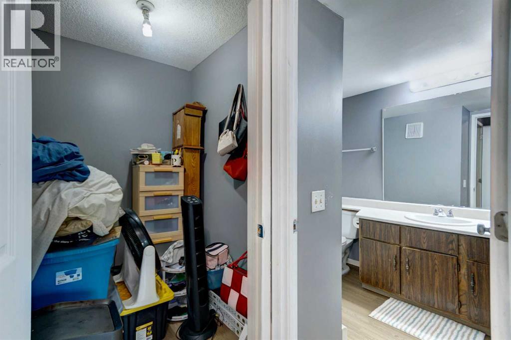 324, 10120 Brookpark Boulevard Sw, Calgary, Alberta  T2W 3G3 - Photo 17 - A2328984