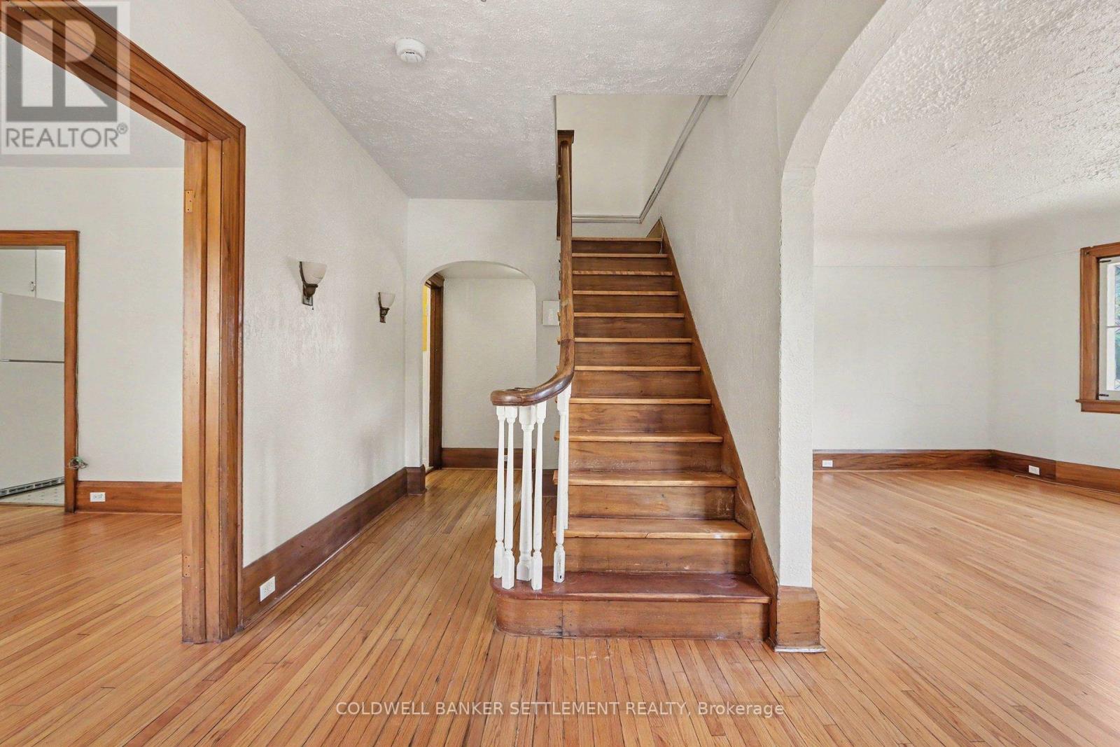 2 Gladstone Avenue, Smiths Falls, Ontario K7H 1L2 - Photo 6 - X13609282