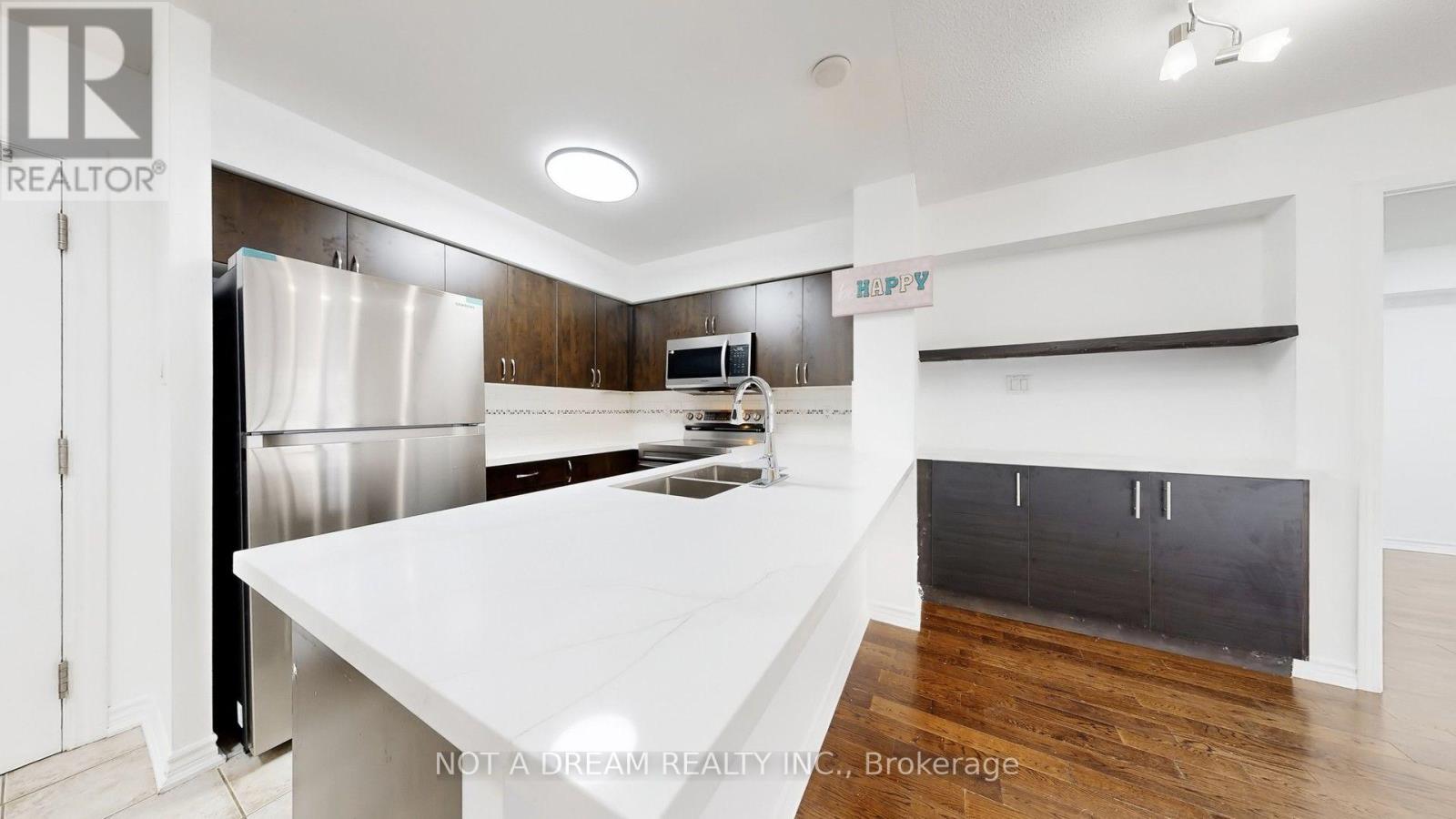 416 - 872 Sheppard Avenue W, Toronto, Ontario  M3H 5V5 - Photo 20 - C13609260