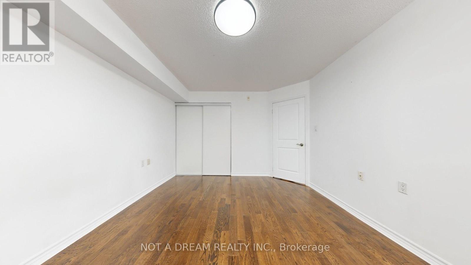 416 - 872 Sheppard Avenue W, Toronto, Ontario  M3H 5V5 - Photo 32 - C13609260