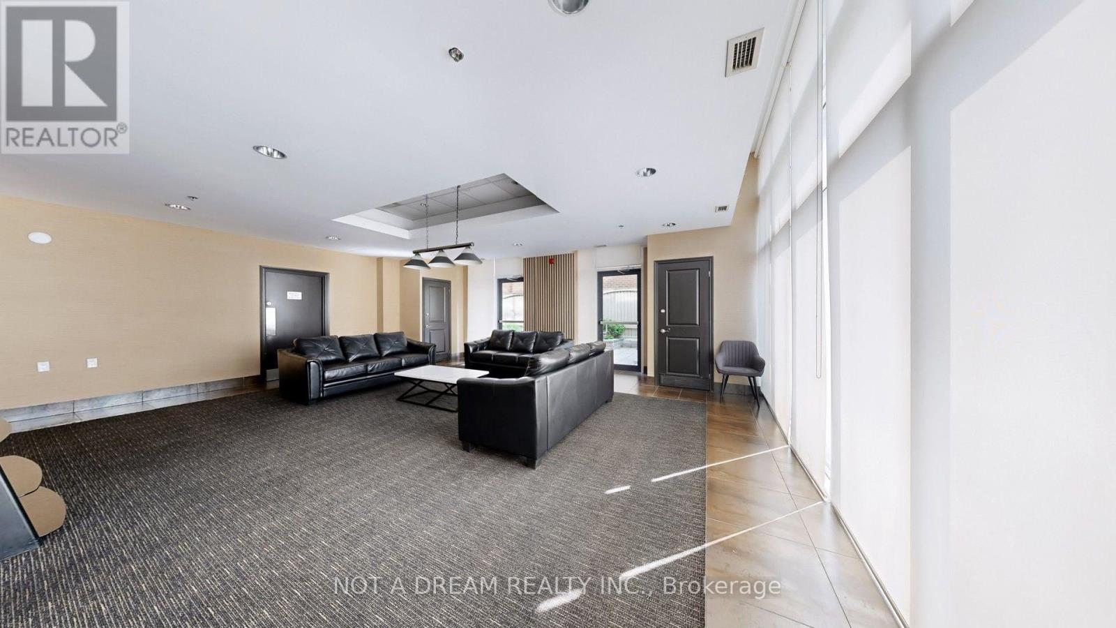 416 - 872 Sheppard Avenue W, Toronto, Ontario  M3H 5V5 - Photo 8 - C13609260