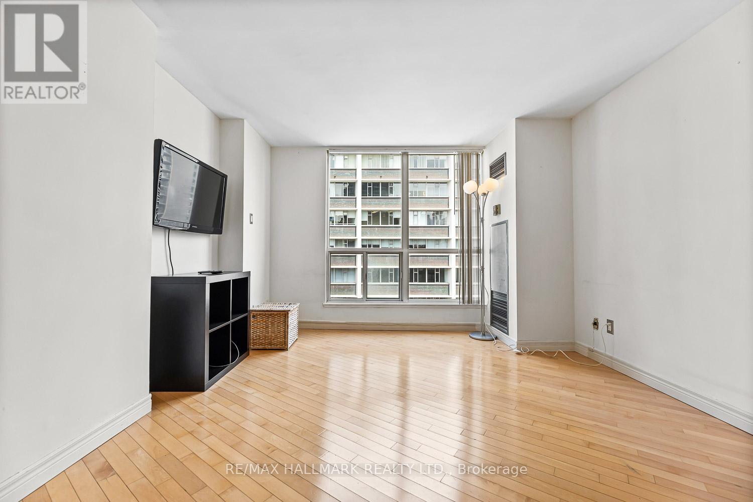 1813 - 7 Carlton Street, Toronto, Ontario  M5B 2M3 - Photo 10 - C13609304