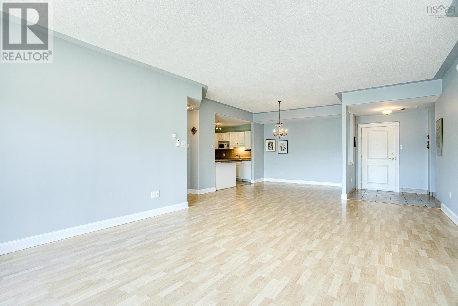212 202 Walter Havill Drive, Halifax, Nova Scotia B3N 3M4 - Photo 3 - 202613612