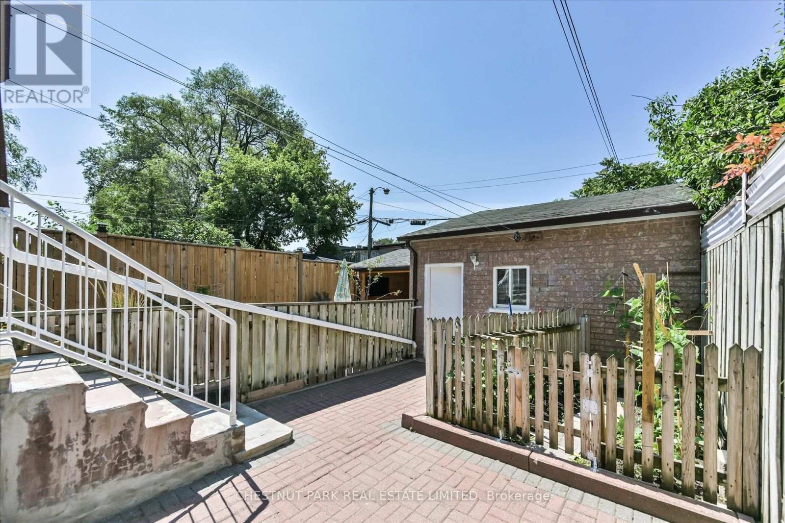 Main & Bsmt - 13 Silver Avenue, Toronto, Ontario  M6R 1X9 - Photo 22 - W13609318