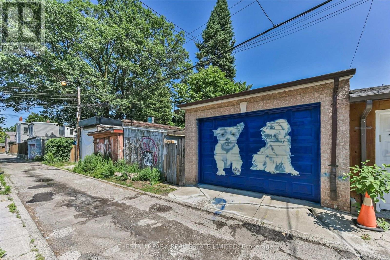 Main & Bsmt - 13 Silver Avenue, Toronto, Ontario  M6R 1X9 - Photo 27 - W13609318