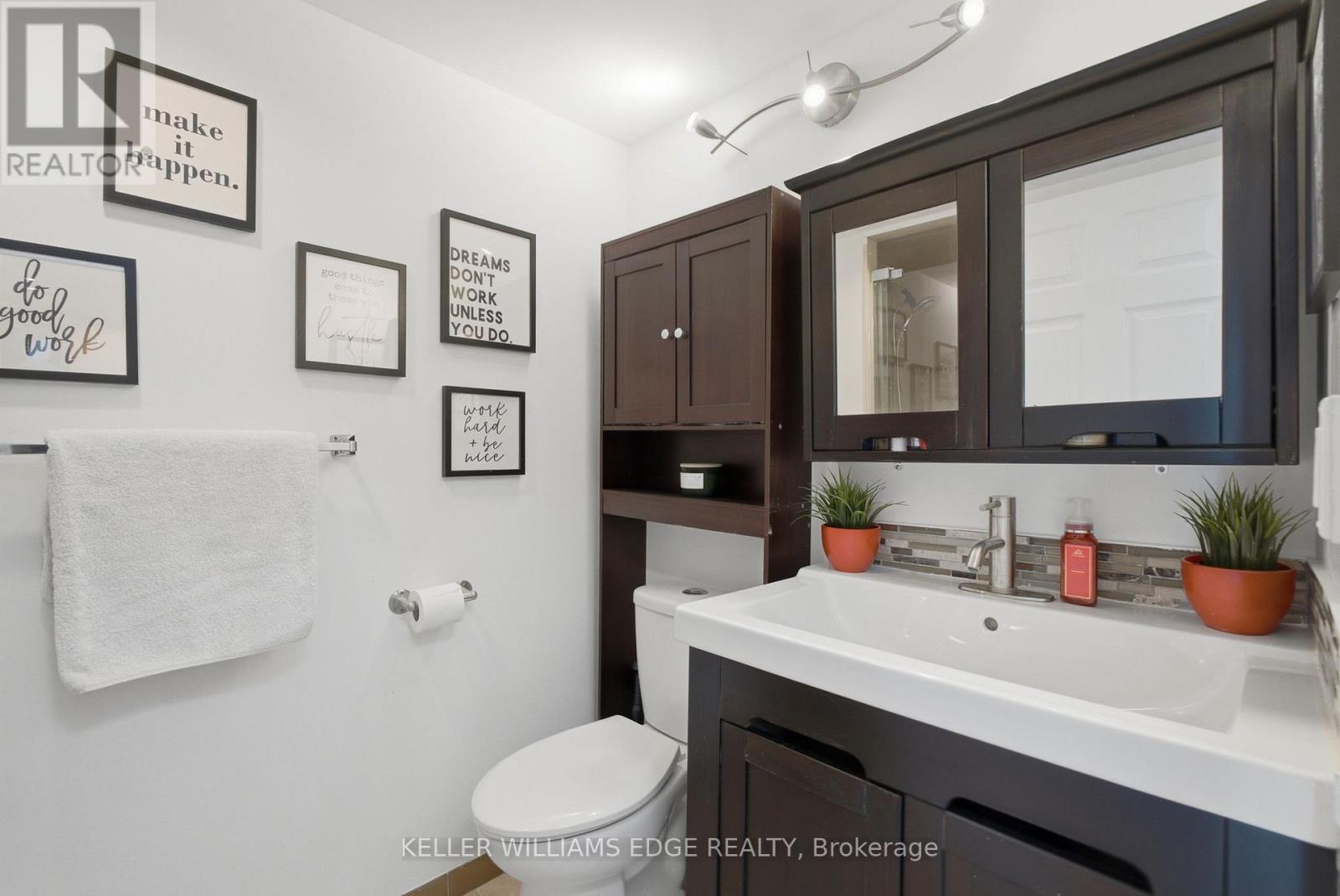 1506 - 265 Enfield Place, Mississauga, Ontario  L5B 3Y7 - Photo 6 - W13609496
