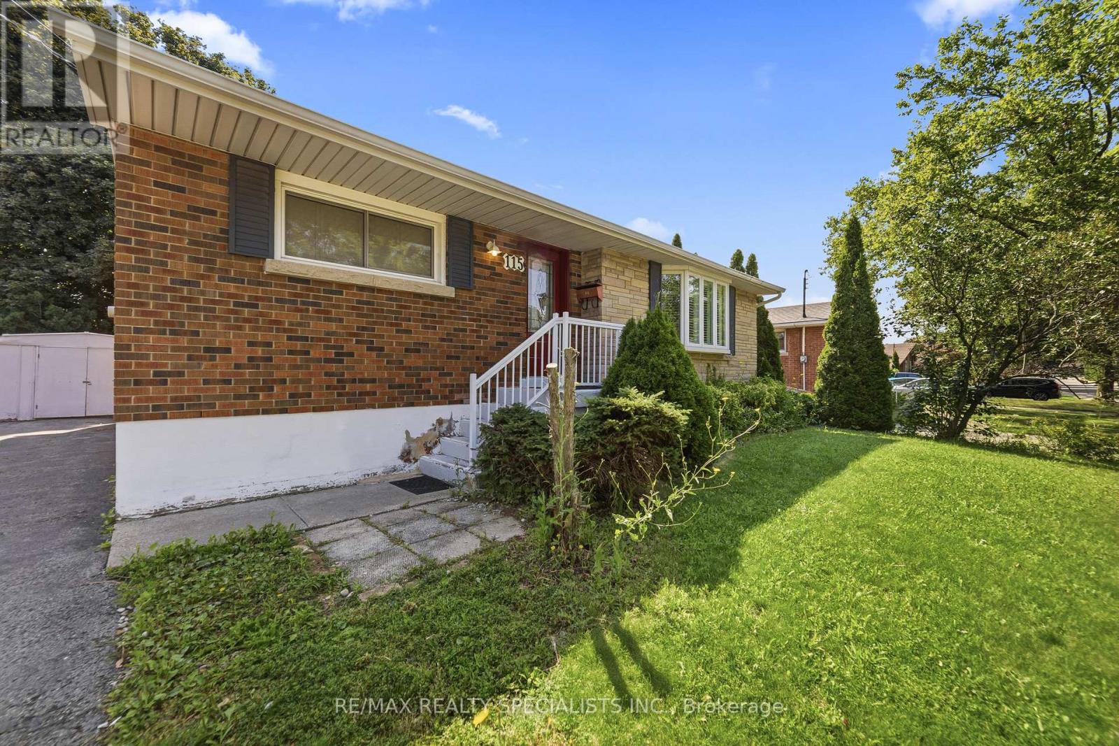115 Kings Forest Drive, Hamilton, Ontario  L8T 4J8 - Photo 4 - X13609342