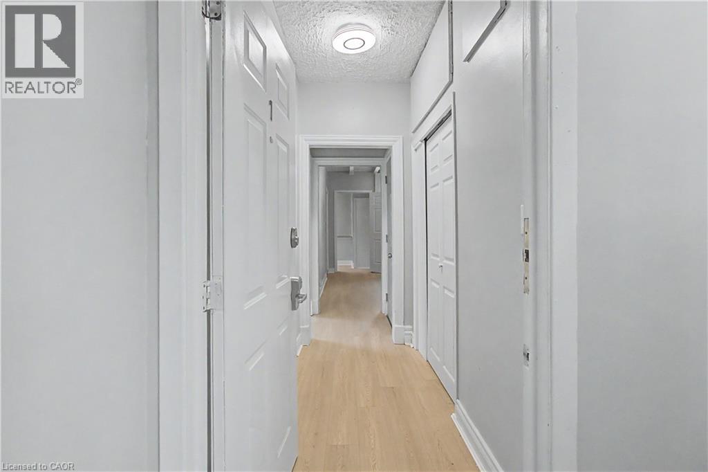 11 Aikman Avenue Unit# Apt 1, Hamilton, Ontario  L8M 1P6 - Photo 2 - 40851090