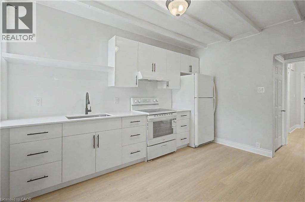 11 Aikman Avenue Unit# Apt 1, Hamilton, Ontario  L8M 1P6 - Photo 9 - 40851090