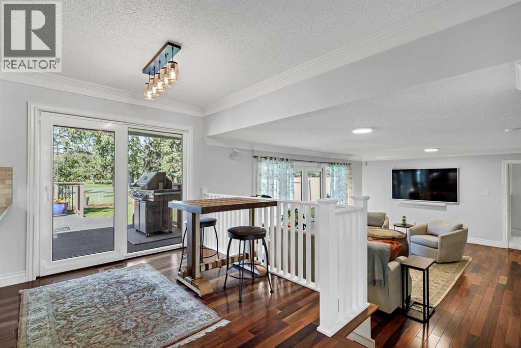 10907 Willowfern Drive SE, Calgary, Alberta  T2J 1R6 - Photo 11 - A2329538