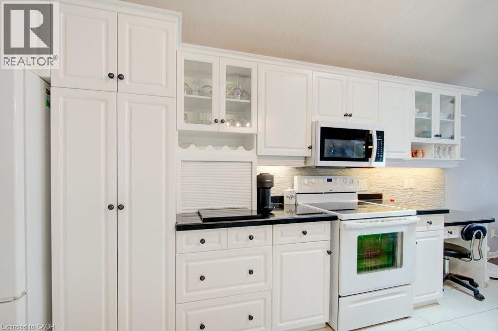 330 Lake Louise Boulevard, Waterloo, Ontario  N2V 2H4 - Photo 15 - 40847395