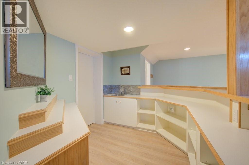330 Lake Louise Boulevard, Waterloo, Ontario  N2V 2H4 - Photo 33 - 40847395