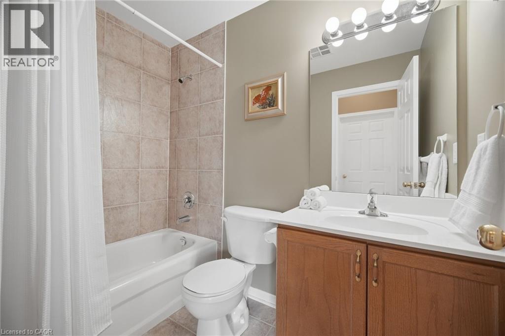 2000 Creekside Drive Unit# 707, Dundas, Ontario  L9H 7S7 - Photo 15 - 40844491