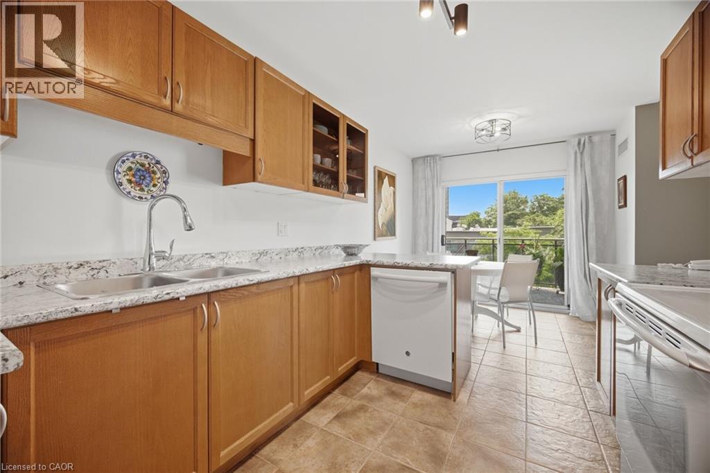 2000 Creekside Drive Unit# 707, Dundas, Ontario  L9H 7S7 - Photo 6 - 40844491