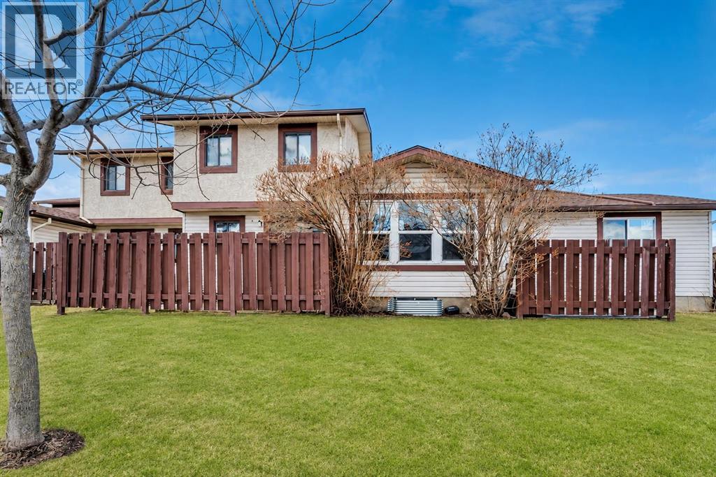 8, 75 Templemont Way Ne, Calgary, Alberta  T1Y 5K8 - Photo 1 - A2329775