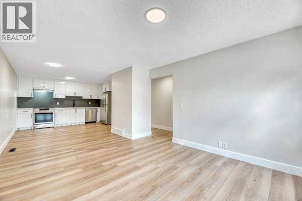 8, 75 Templemont Way Ne, Calgary, Alberta  T1Y 5K8 - Photo 6 - A2329775