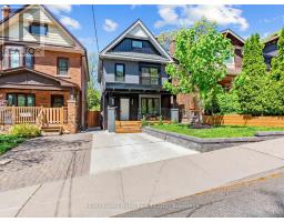 208 GAINSBOROUGH ROAD, Toronto, Ontario
