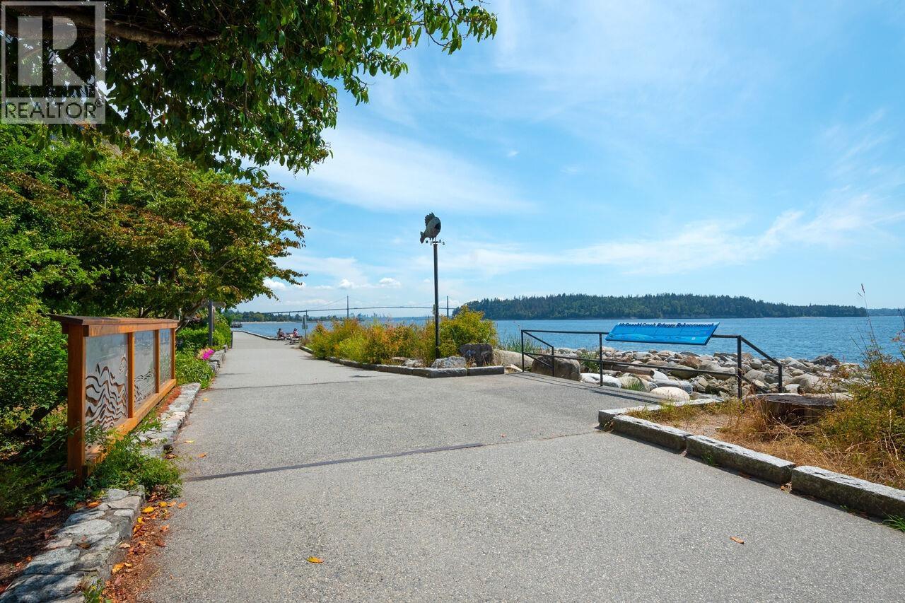 503 1730 Duchess Avenue, West Vancouver, British Columbia  V7V 1P9 - Photo 32 - R3150089