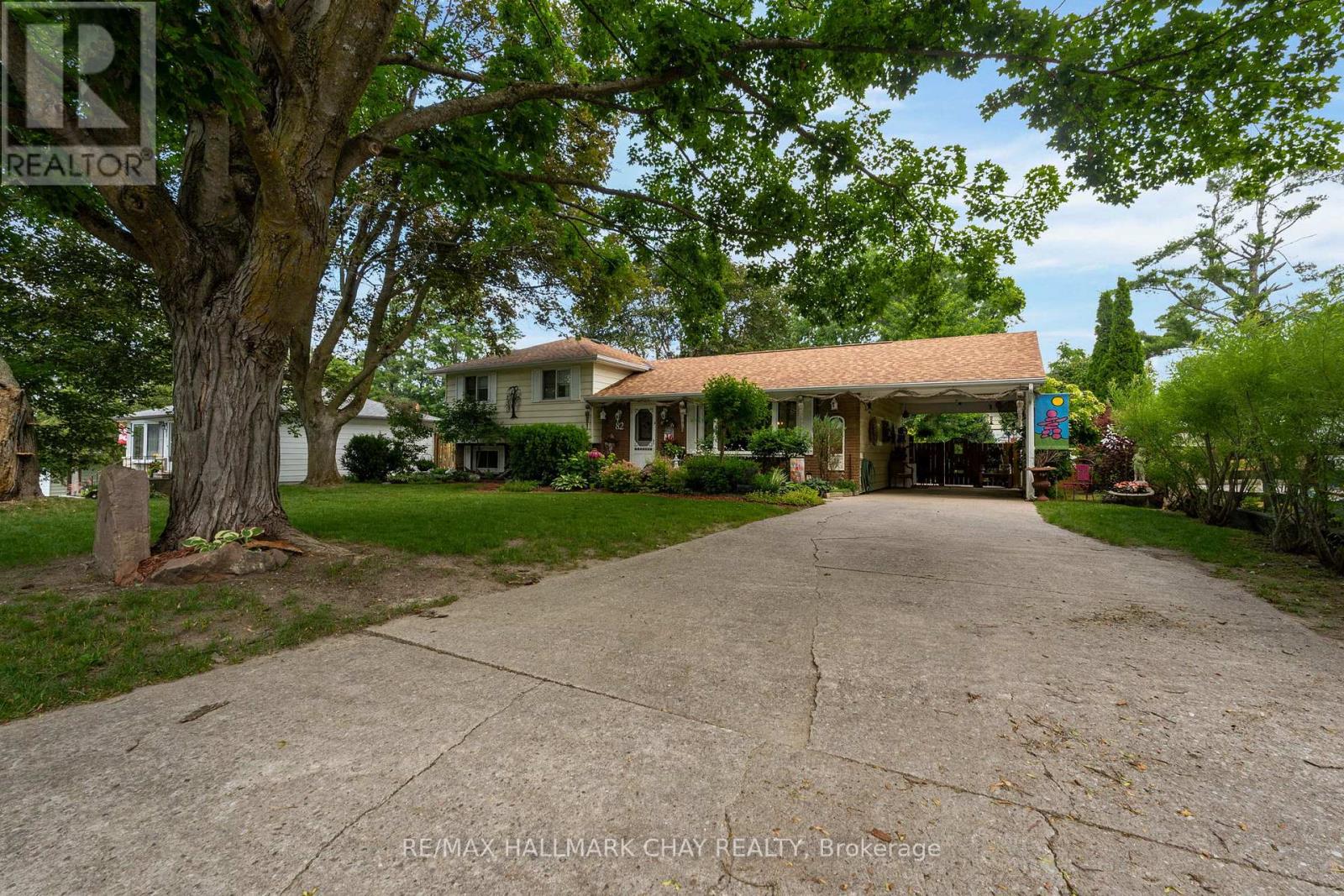 82 Fourth Street, Orillia, Ontario  L3V 4B8 - Photo 3 - S13609566