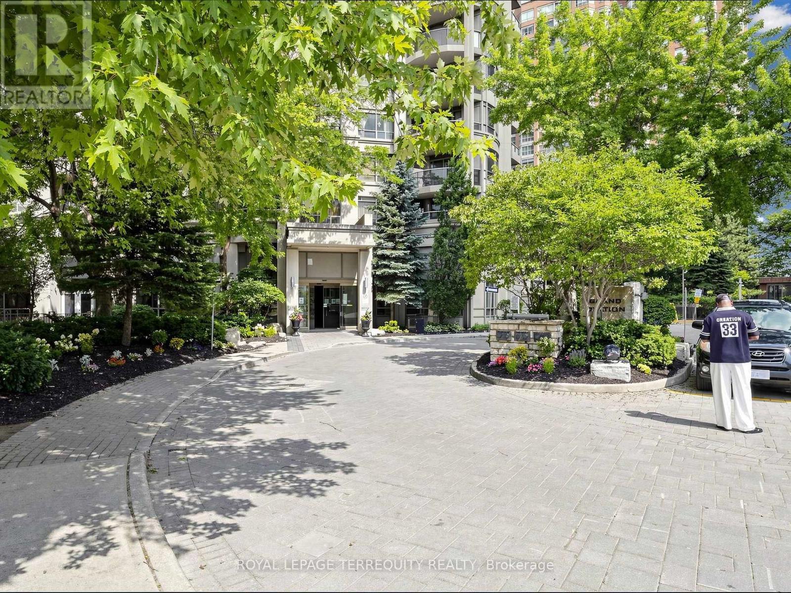 2810 - 310 Burnhamthorpe Road W, Mississauga, Ontario  L5B 4P9 - Photo 3 - W13609518