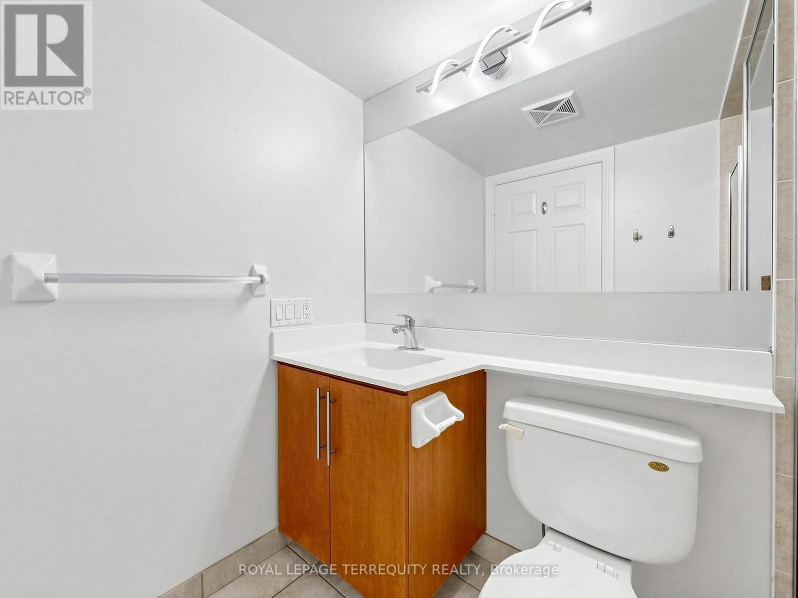 2810 - 310 Burnhamthorpe Road W, Mississauga, Ontario  L5B 4P9 - Photo 42 - W13609518