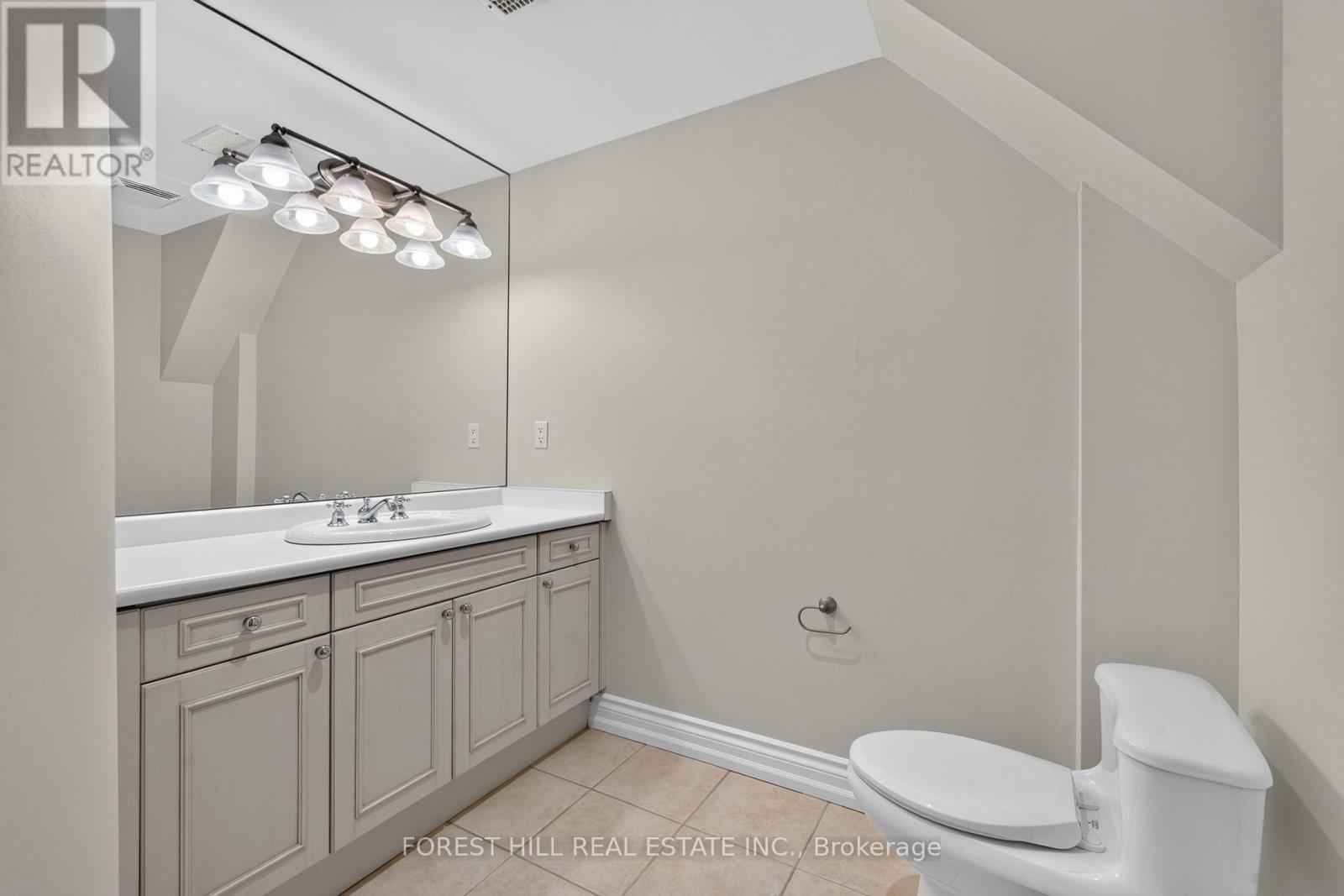 59 Munro Boulevard, Toronto, Ontario  M2P 1C3 - Photo 36 - C13466864