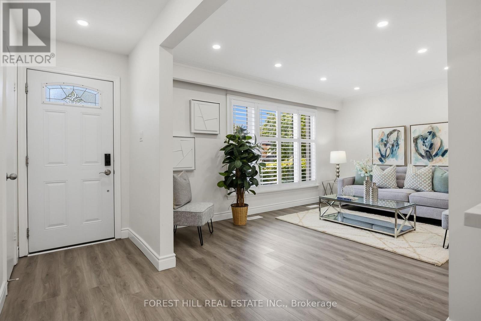 23 Japonica Road, Toronto, Ontario  M1R 4S1 - Photo 4 - E13561382