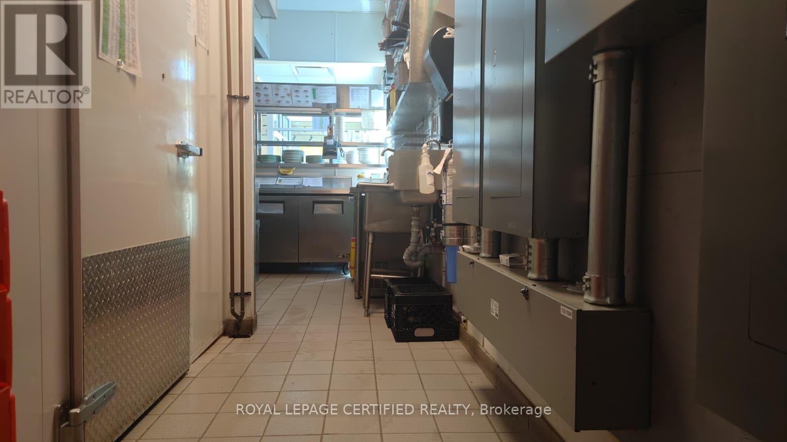 595 St. Clair Street, Chatham-Kent, Ontario  N7L 3L3 - Photo 12 - X13609546