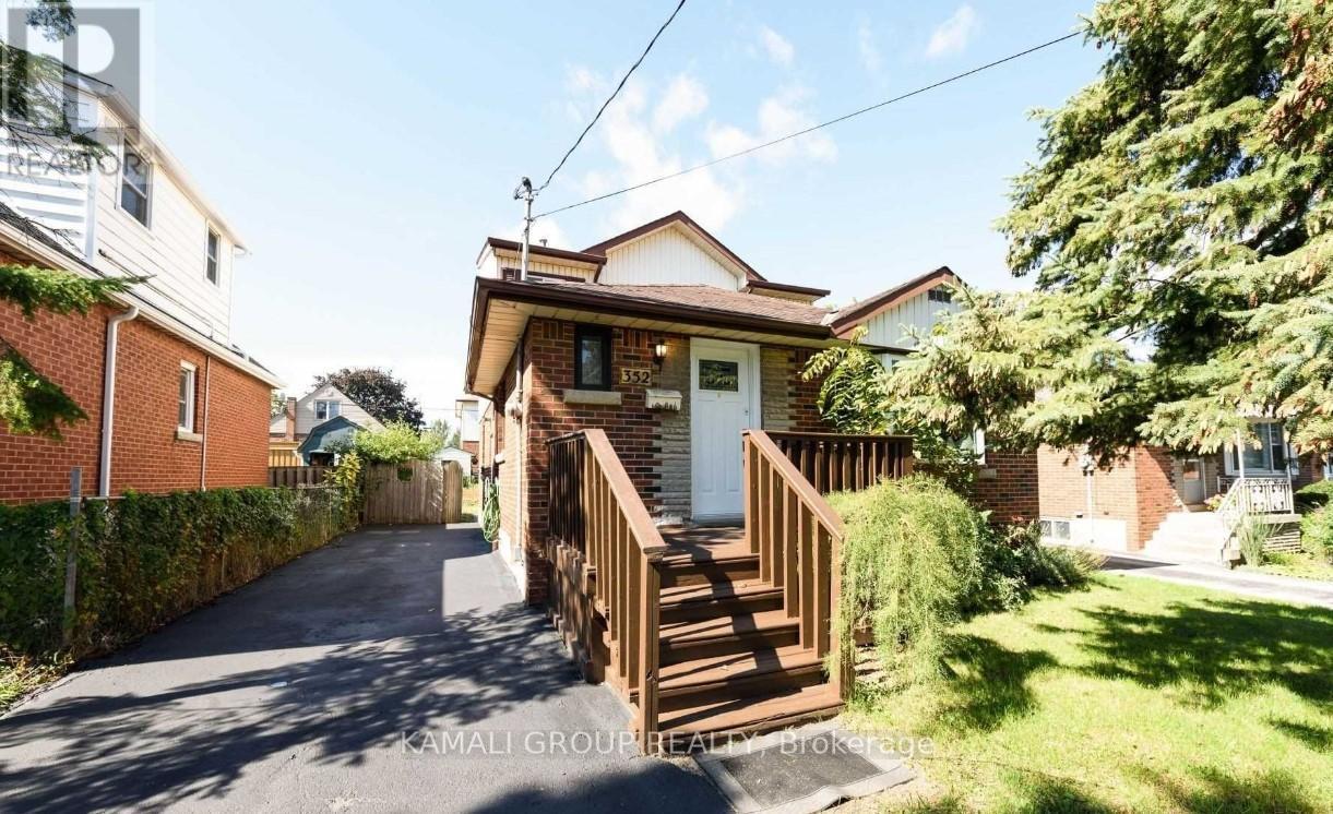 Bsmt - 352 East 18th Street, Hamilton, Ontario  L9A 4P9 - Photo 2 - X13609556