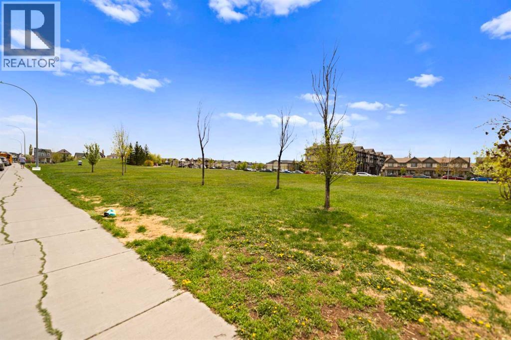 81 Copperpond Landing Se, Calgary, Alberta  T2Z 1G6 - Photo 6 - A2271822