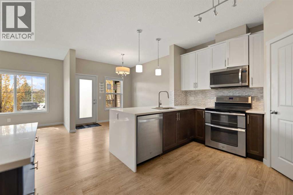 81 Copperpond Landing Se, Calgary, Alberta  T2Z 1G6 - Photo 13 - A2271822