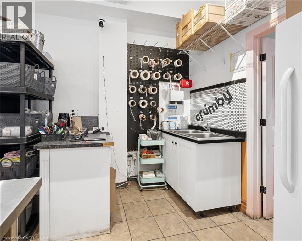 8 Regina Street Unit# 5, Waterloo, Ontario  N2J 2Z8 - Photo 17 - 40813342