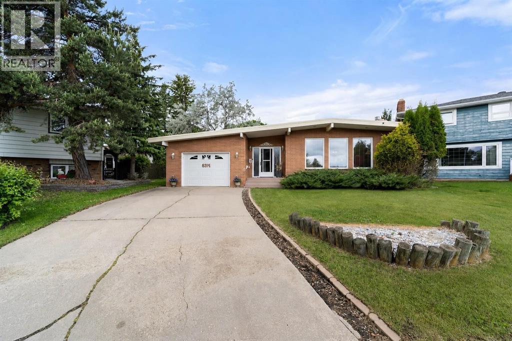 6314 43a Avenue Close, Camrose, Alberta  T4V 3N3 - Photo 1 - A2322686