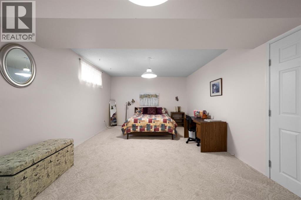 6314 43a Avenue Close, Camrose, Alberta  T4V 3N3 - Photo 37 - A2322686