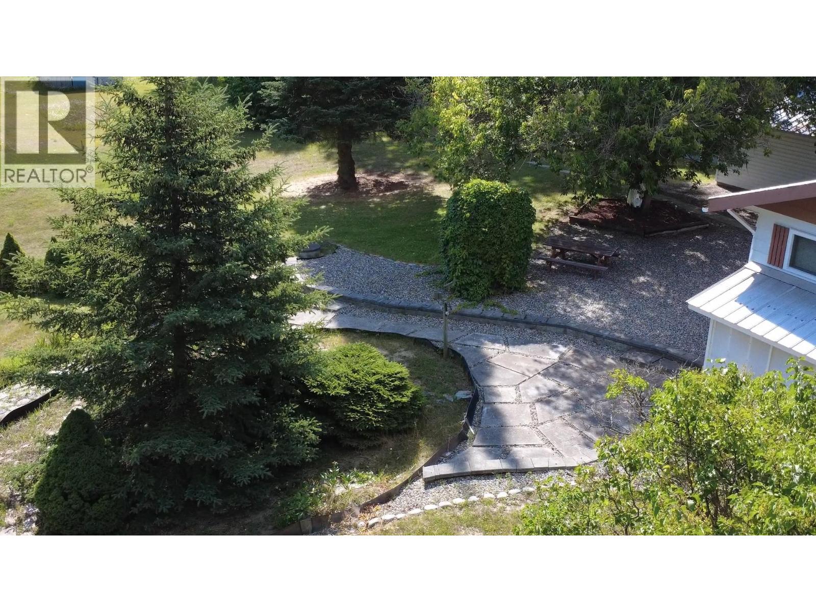 4817 White Road, Quesnel, British Columbia  V2J 6L4 - Photo 5 - R3149683