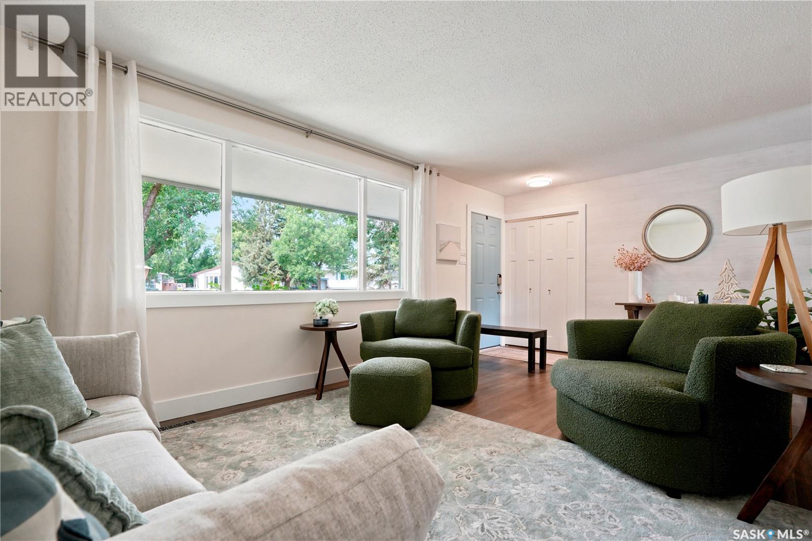116 Mcmaster Crescent, Saskatoon, Saskatchewan  S7H 4E2 - Photo 6 - SK043682