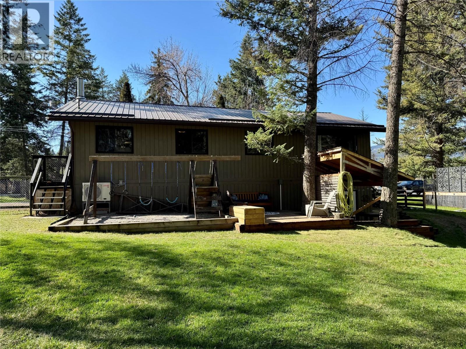 4775 Nelles Crescent, Windermere, British Columbia  V0B 2L0 - Photo 33 - 10385504