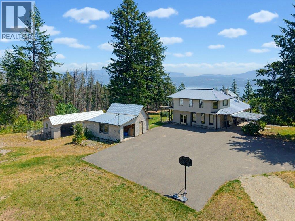 1722 Lee Creek Drive, Lee Creek, British Columbia  V0E 1M4 - Photo 6 - 10394930