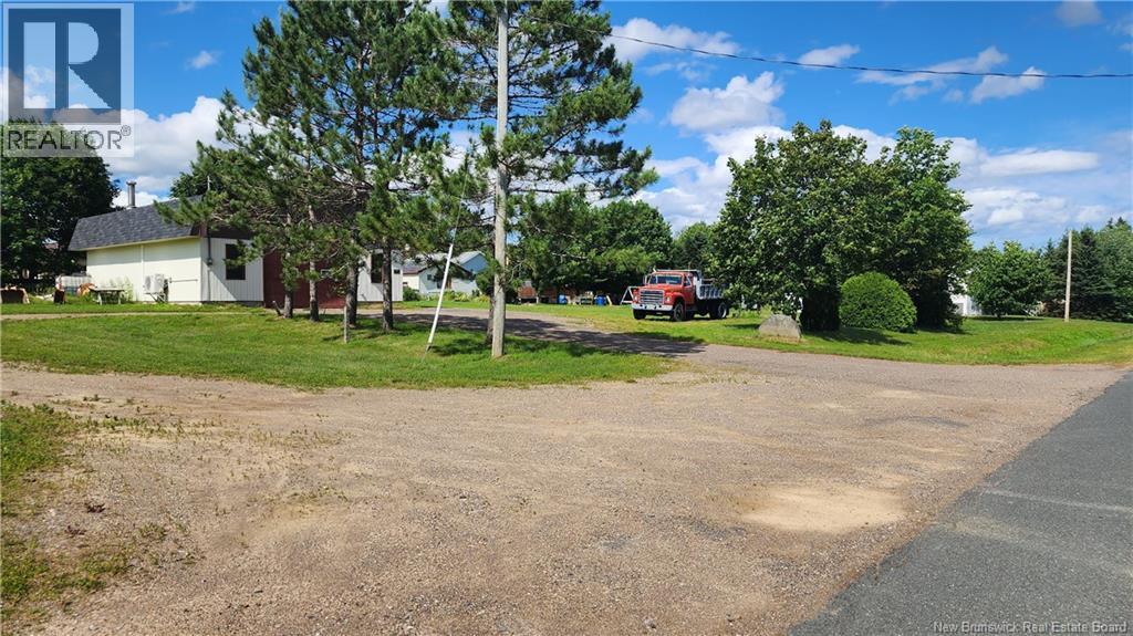 561 Rue Breau, Tracadie, New Brunswick  E1X 1B5 - Photo 4 - NB144688