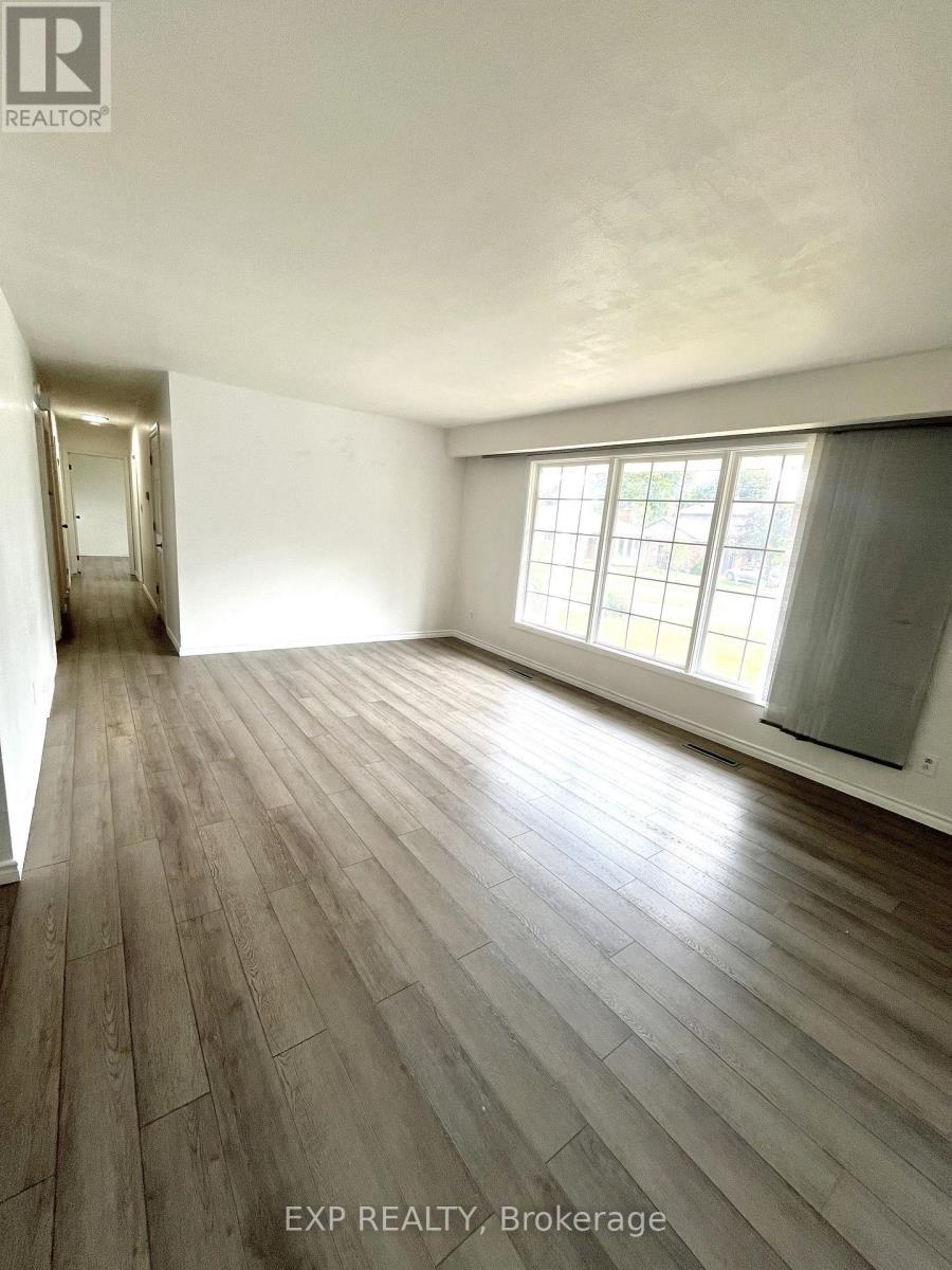 #upper - 3388 Marlin Court, Lincoln, Ontario  L0R 2C0 - Photo 2 - X13609692