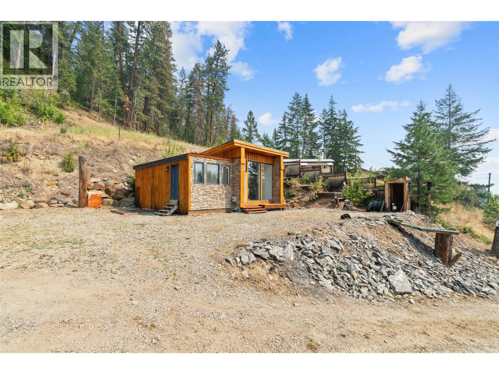 1278 Lee Creek Drive, Lee Creek, British Columbia  V0E 1M4 - Photo 19 - 10395959