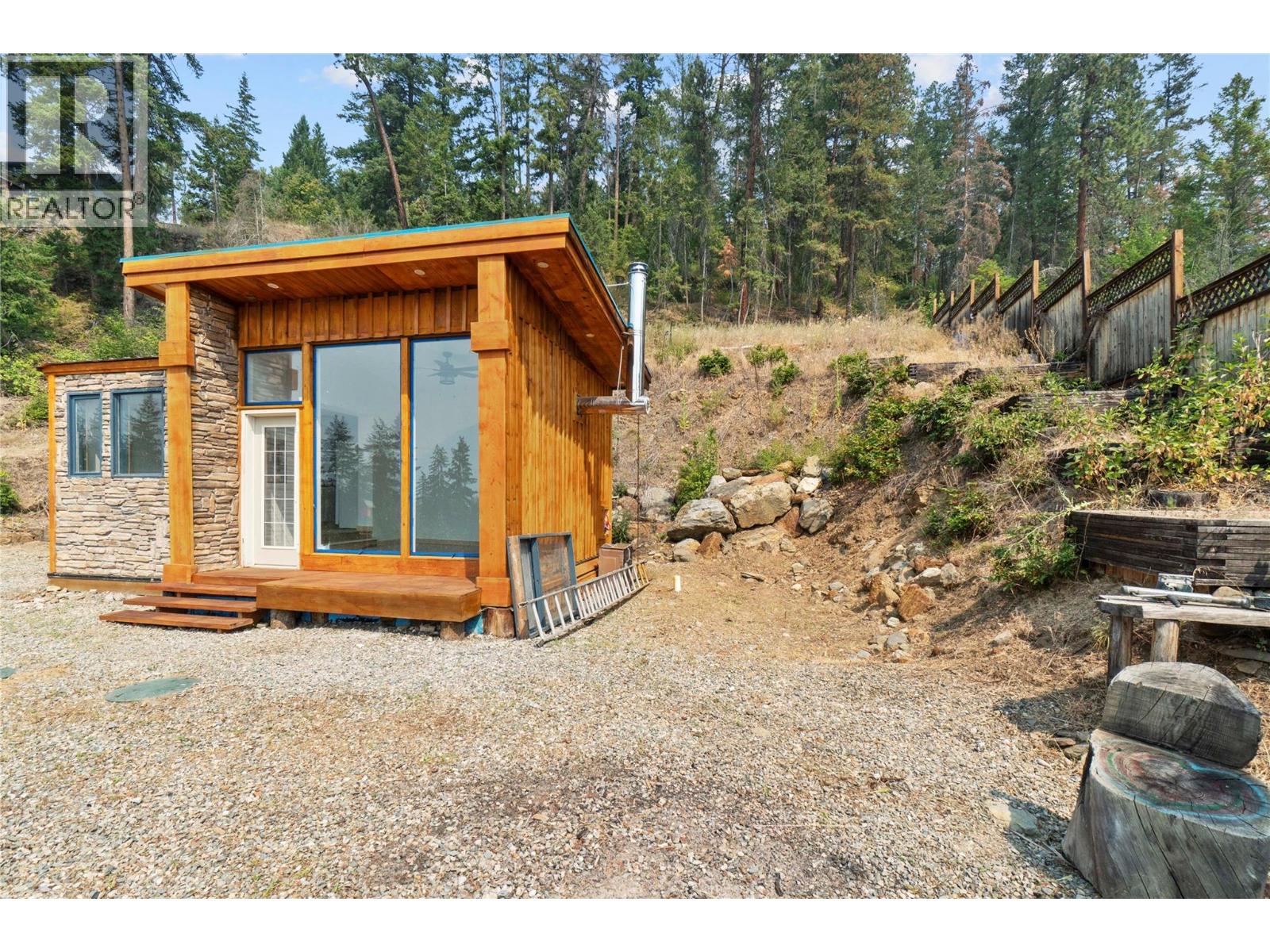 1278 Lee Creek Drive, Lee Creek, British Columbia  V0E 1M4 - Photo 21 - 10395959