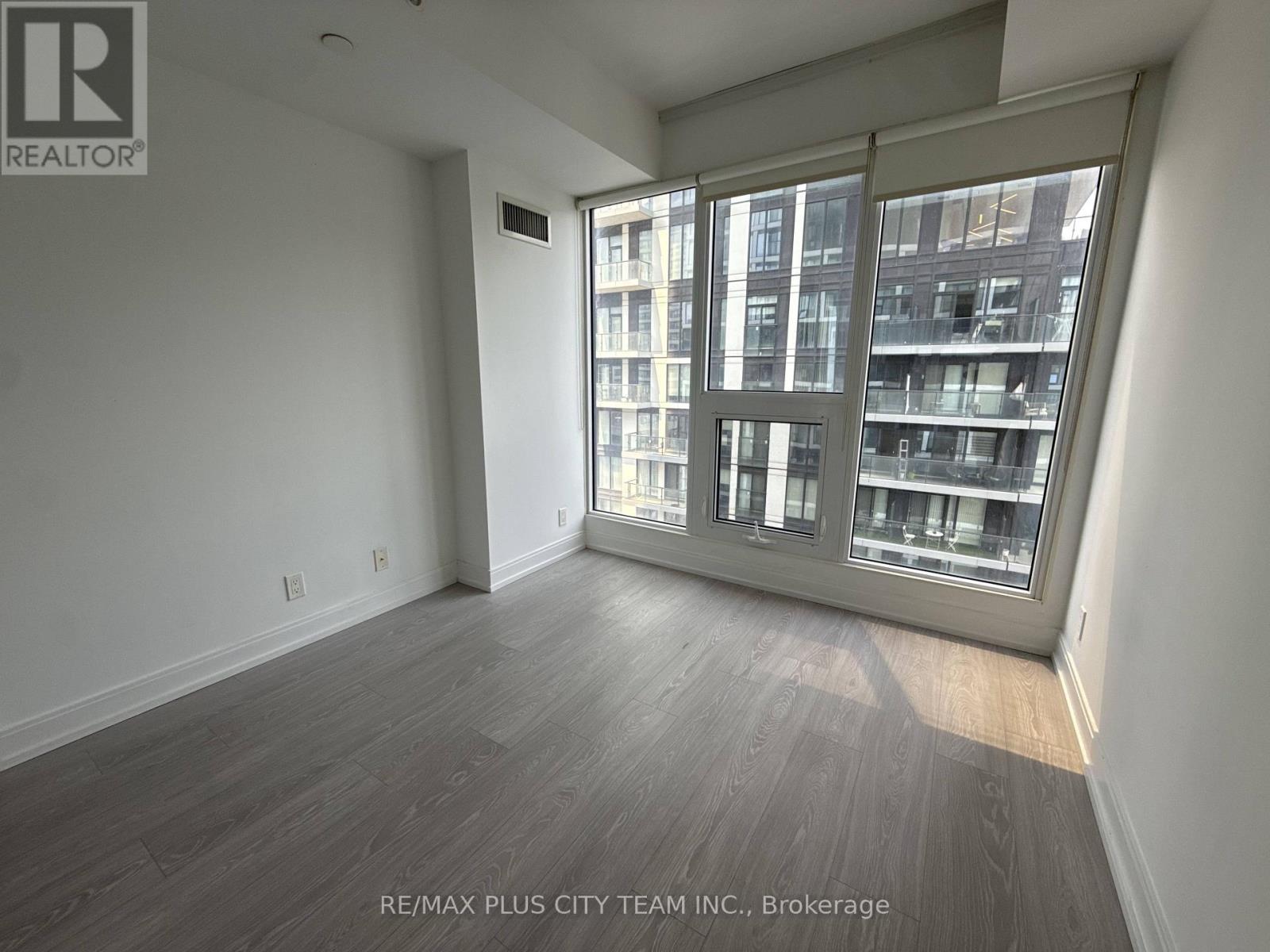 1901 - 181 Dundas Street E, Toronto, Ontario  M5A 0N5 - Photo 8 - C13609666