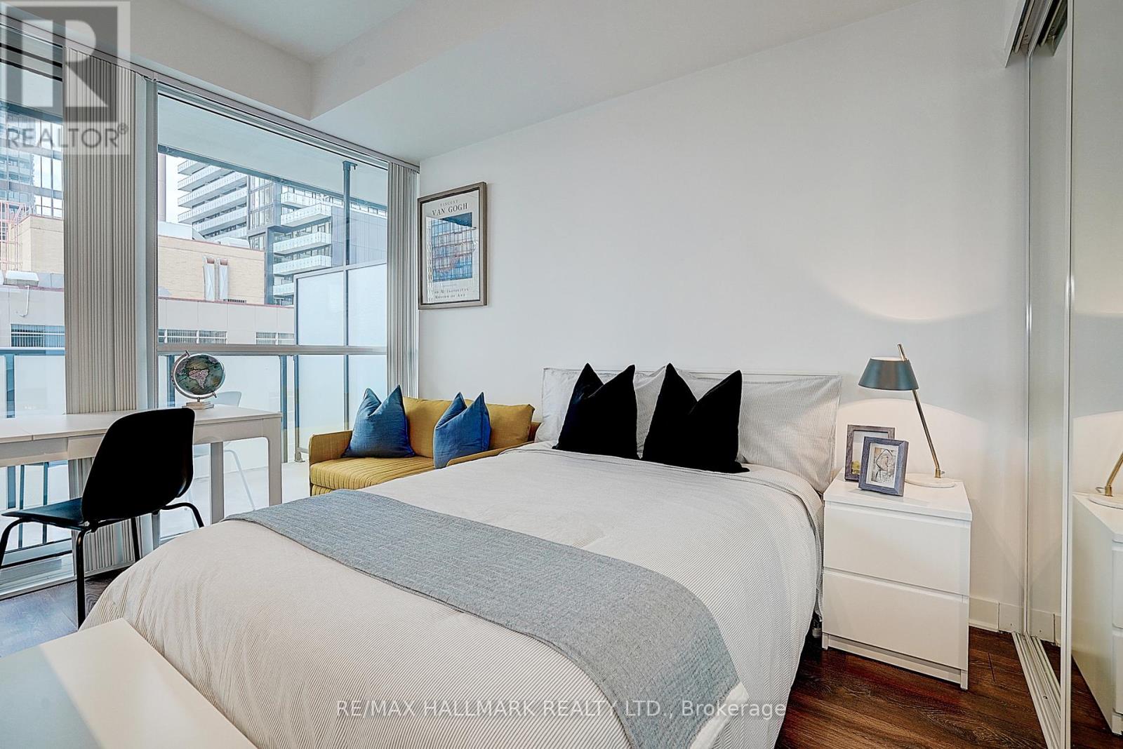 1406 - 15 Grenville Street, Toronto, Ontario  M4Y 0B9 - Photo 23 - C13609712