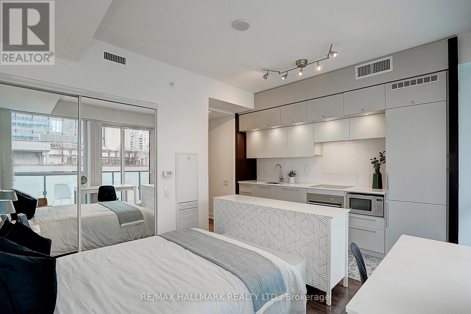 1406 - 15 Grenville Street, Toronto, Ontario  M4Y 0B9 - Photo 32 - C13609712