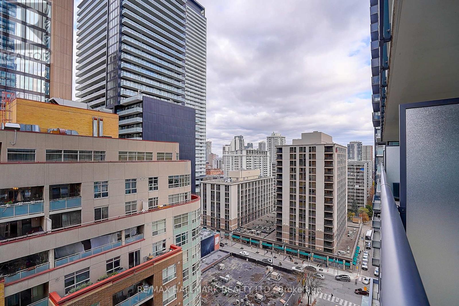 1406 - 15 Grenville Street, Toronto, Ontario  M4Y 0B9 - Photo 39 - C13609712