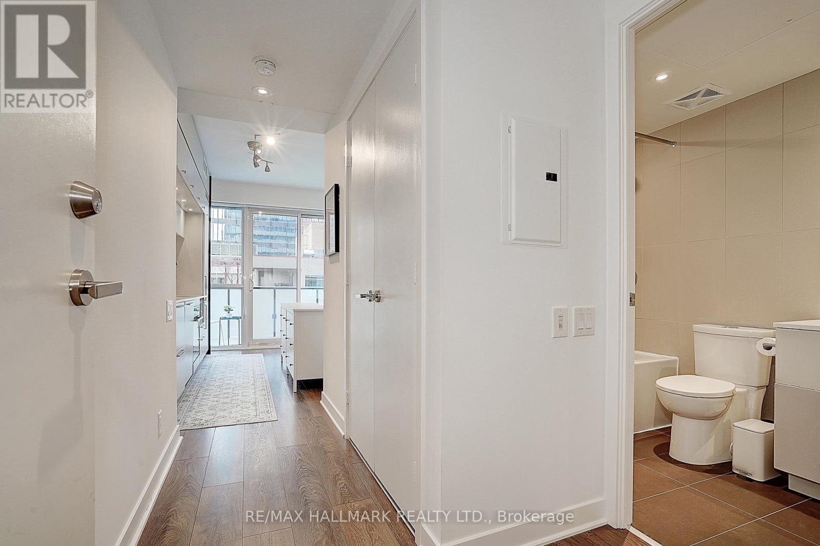1406 - 15 Grenville Street, Toronto, Ontario  M4Y 0B9 - Photo 44 - C13609712