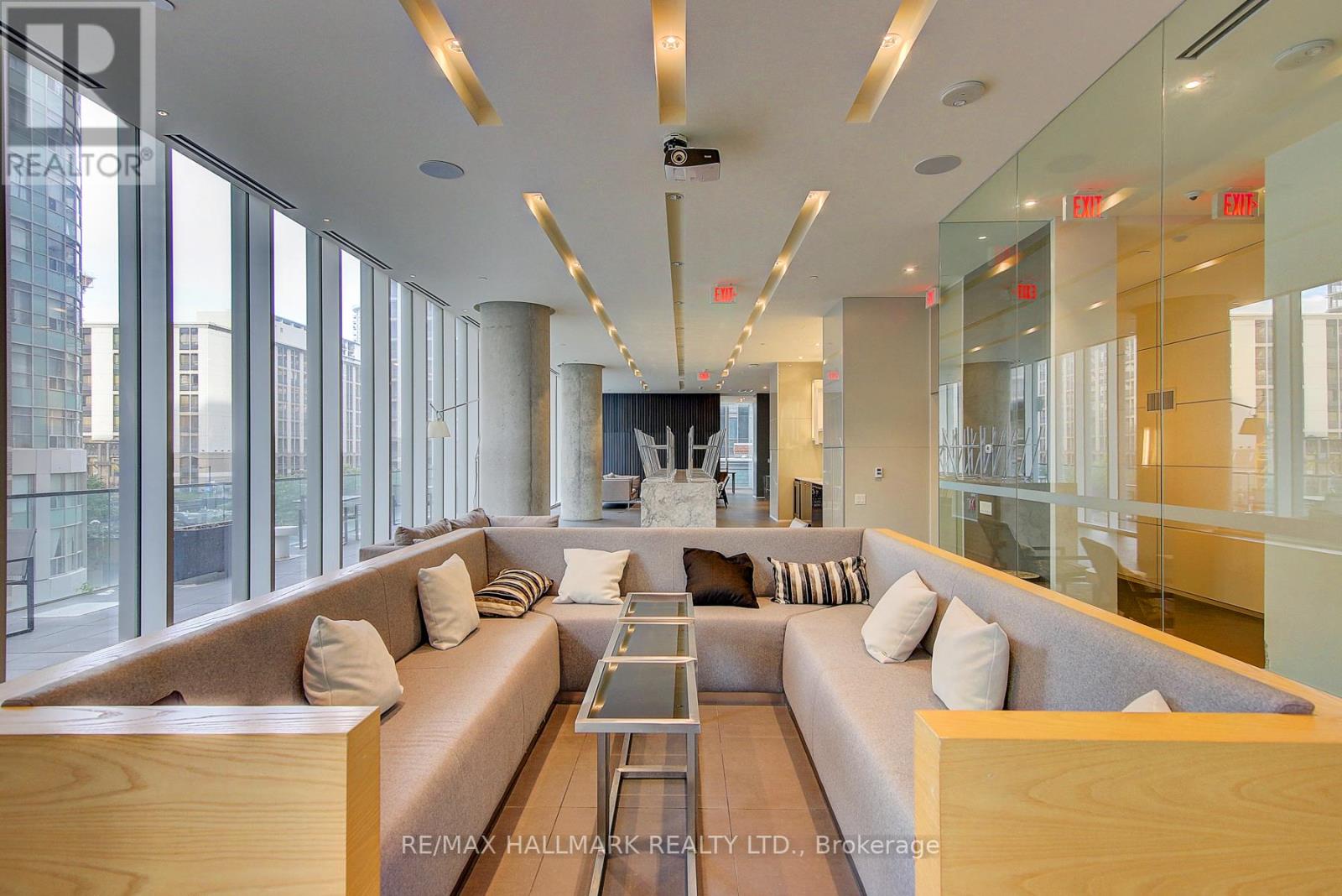1406 - 15 Grenville Street, Toronto, Ontario  M4Y 0B9 - Photo 6 - C13609712
