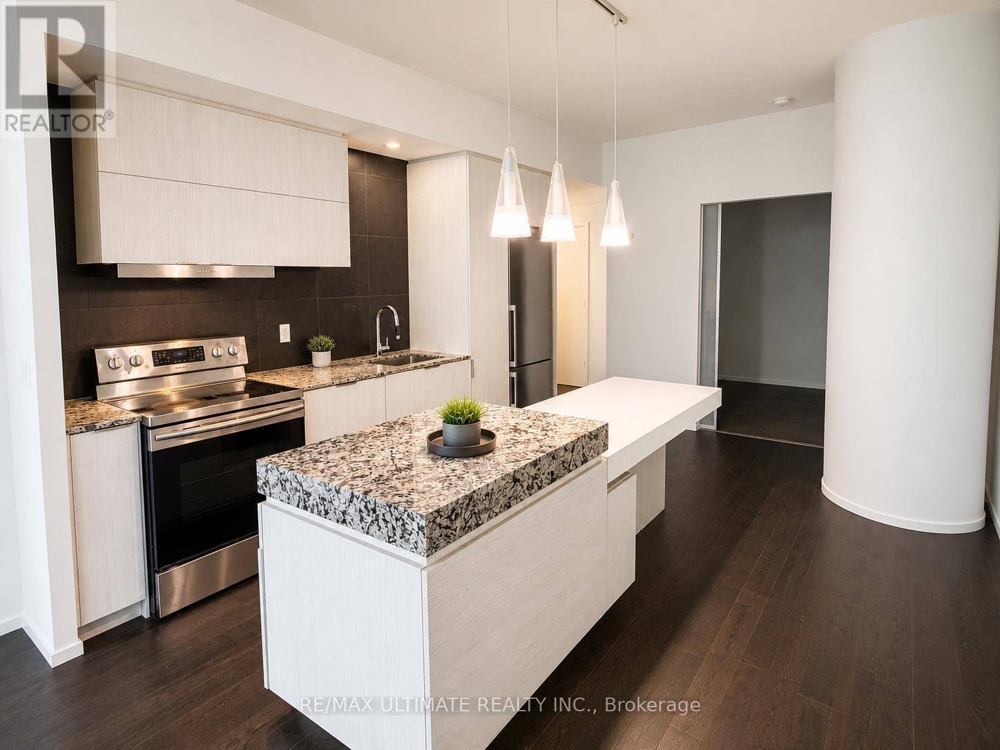 301 - 101 Charles Street E, Toronto, Ontario  M4Y 0A9 - Photo 4 - C13609786